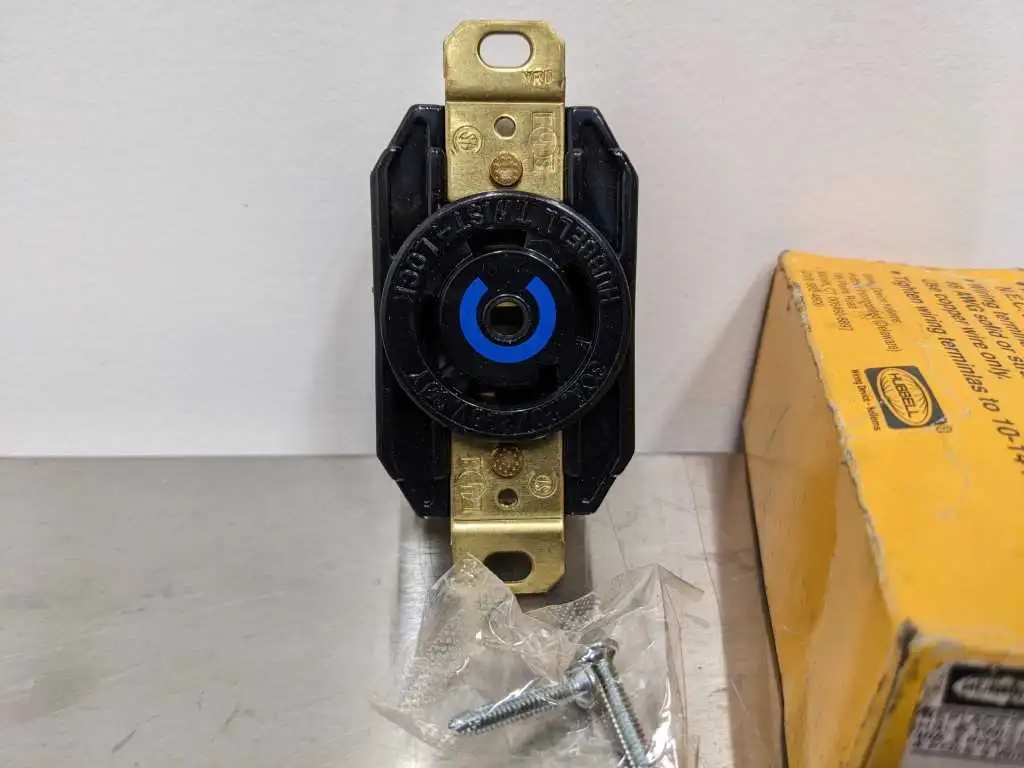 Hubbell HBL2810 Twist-Lock Receptacle 4 Poles 120/208, VAC 30 - Image 4