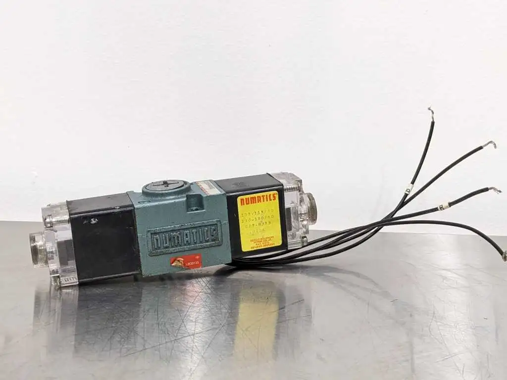 Numatics 227-833B Dual Solenoid with Valve Block 110-115, 110-120 90 - Image 3
