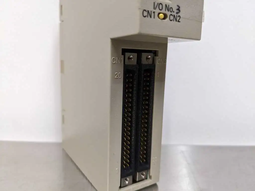 Omron C200H-OD219 Output Module 24, VDC 0.1A/point, 6.4A/unit - Image 3