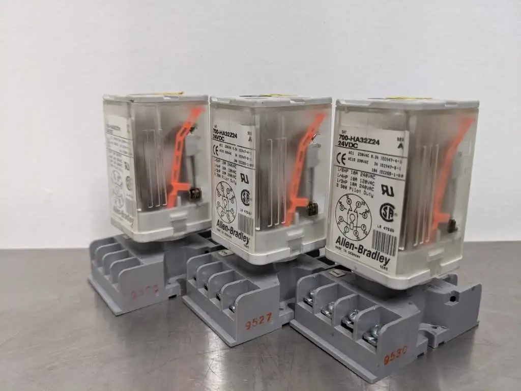 3 Pack Allen-Bradley 700-HA32Z24 Relay with Socket Base 1/6, 1/4, 1/3HP - Image 2
