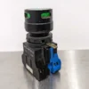 idec HW1L-MF-2F10 QD-G-24V Green Pushbutton 24, VDC - Image 4