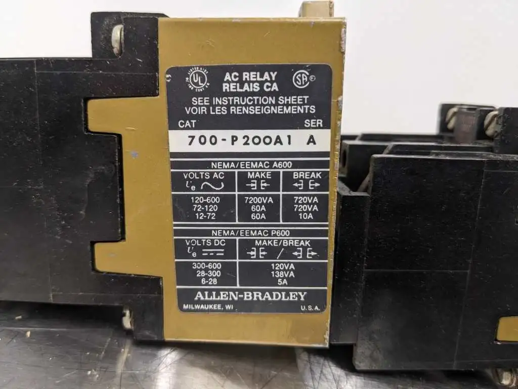 3 Pack Allen-Bradley 700-P200A1 AC Relay Ser A 3 Pole - Image 9
