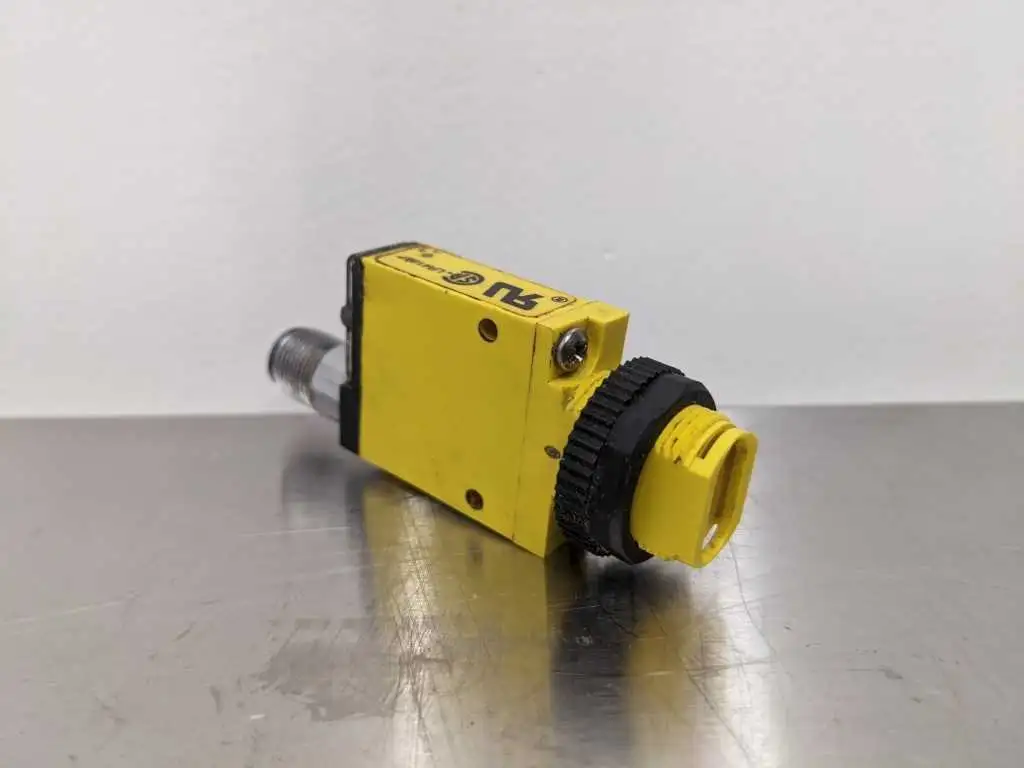 Banner SM312FQD Mini-Beam Photoelectric Sensor 10-30, VDC - Image 3