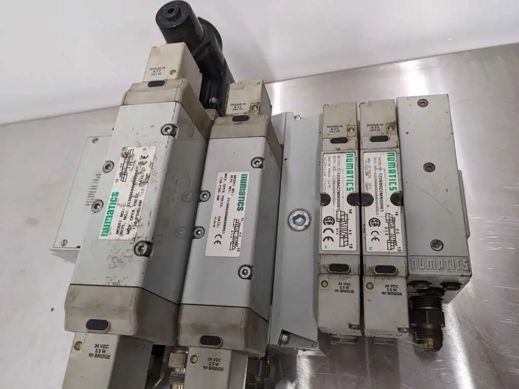 Numatics 353BB600M000061 Solenoid Valve 122BB4Z2MN00061 Valve Block Terminal Strip - Image 3