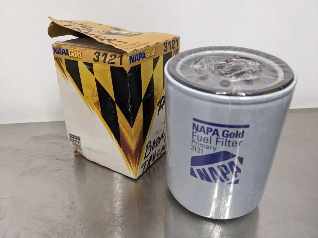 NAPA 3121 Gold Fuel Filter - Image 3