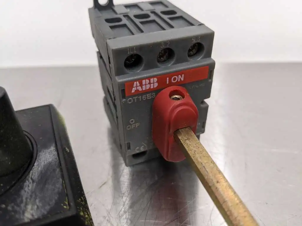 ABB OT16E3 Disconnect Switch 3, 5, 10HP 200, 208, 240, 480, 600 600 VAC 16A - Image 8