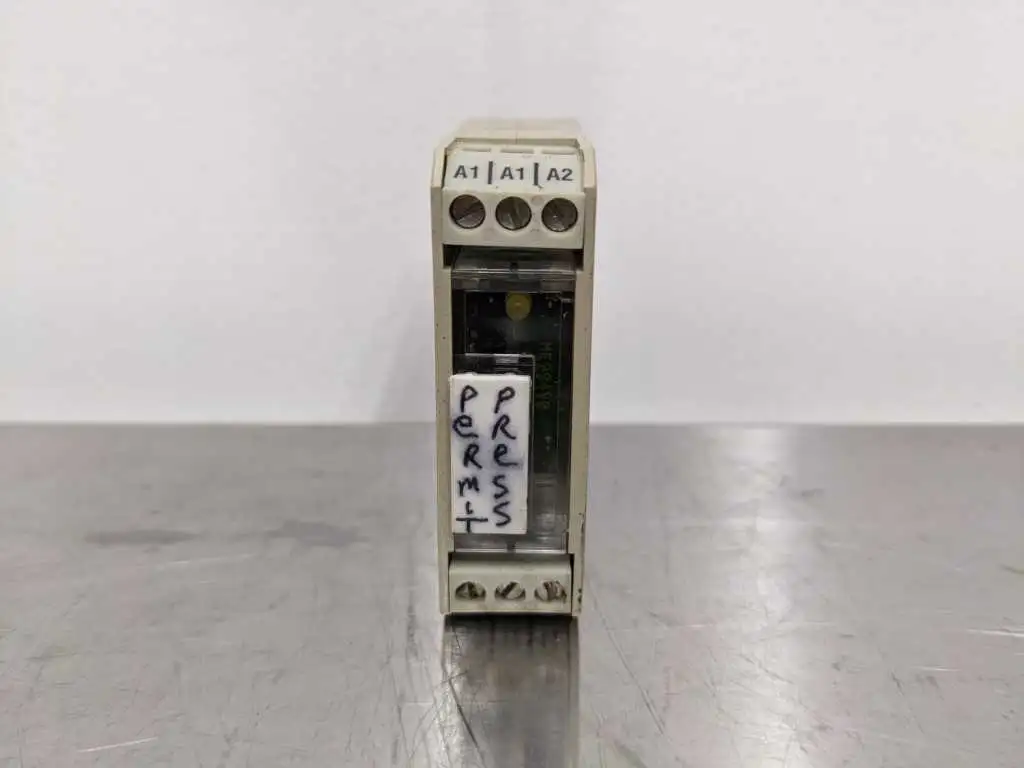 Lutze RE4-0731 Relay 24, VAC, VDC 5 to 250, VAC, 300, VDC 5 730731 - Image 2