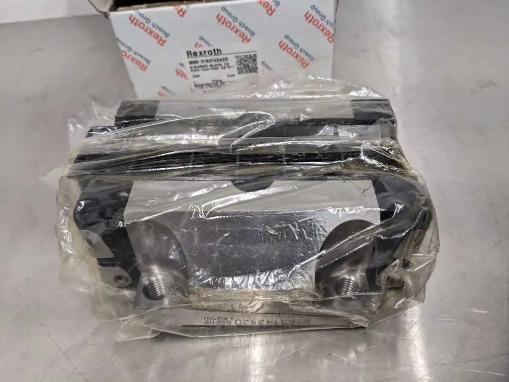 Rexroth R165142420 Ball Runner Block Carbon Steel KWD-045-FNS-C2-N-1 - Image 5