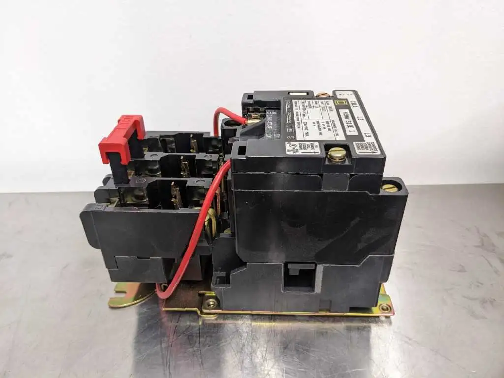 Square D 8536SCG3V02S AC Magnetic NEMA Size 1 Starter 110 120 V 50/60 Hz - Image 5
