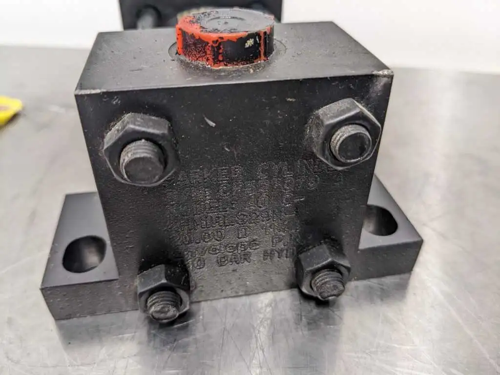 Parker 40 CKHMIRLS29M 20.00 D 1144 Hydraulic Cylinder 210 bar Series HMI - Image 7