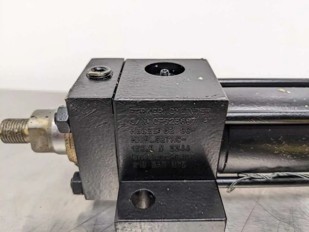 Parker 32 CCHMIRLS27MC 150.0 D 3344 Hydraulic Cylinder 210 bar Series HMI - Image 9