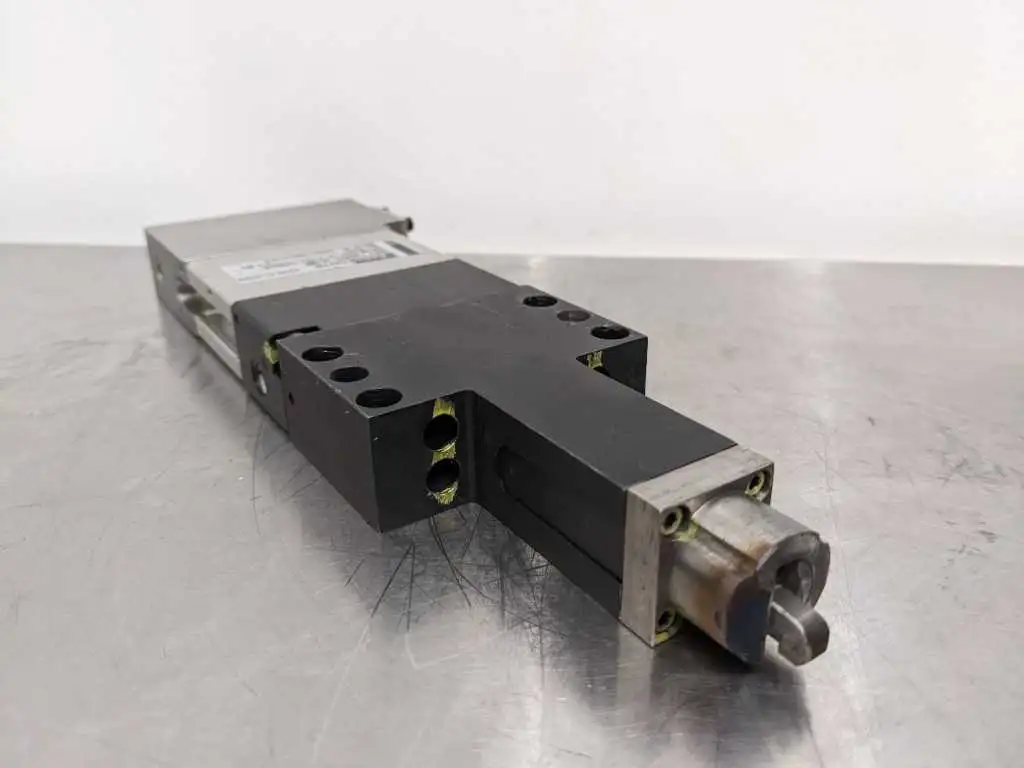 Parker XHF2MLSD32-12.7-YF2-15YB225 Locate Clamp 0.8 MPa Taiyo - Image 3