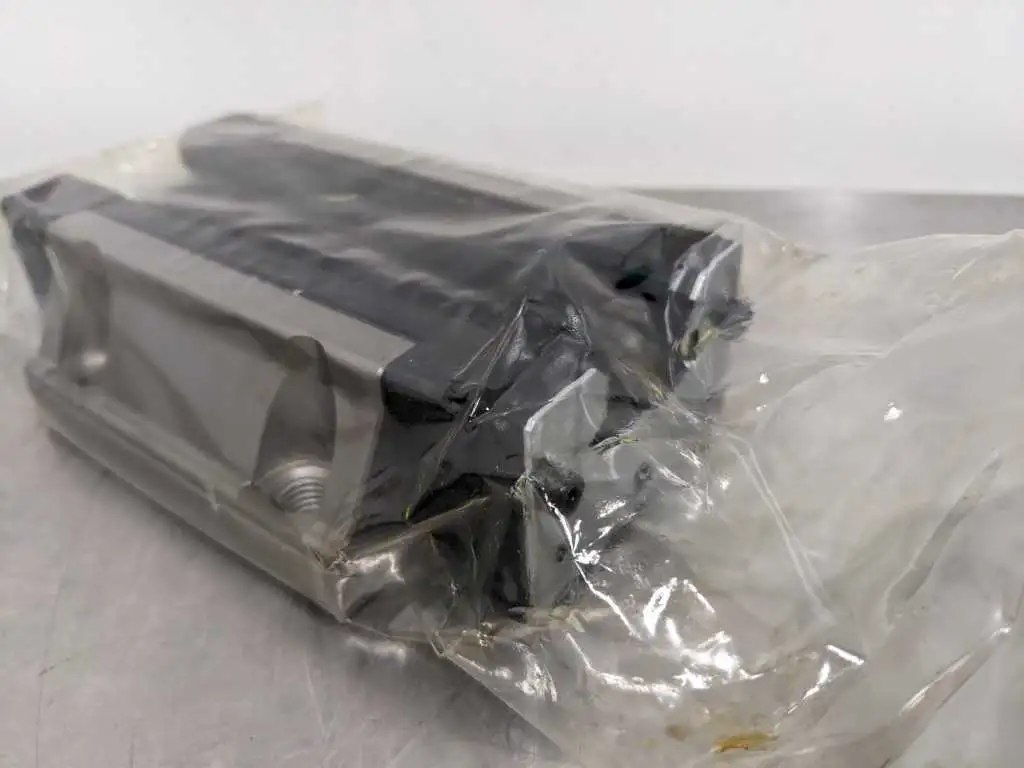 THK SHS35C1QZZZE Linear Guide Carriage Bearing Block UIE06270 - Image 5