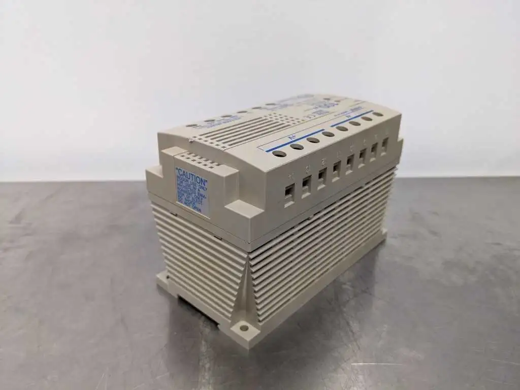 idec PS5R-E24 Power Supply 100-120/200-240VAC 2.5/1.5 to 24VDC 4.2A - Image 4