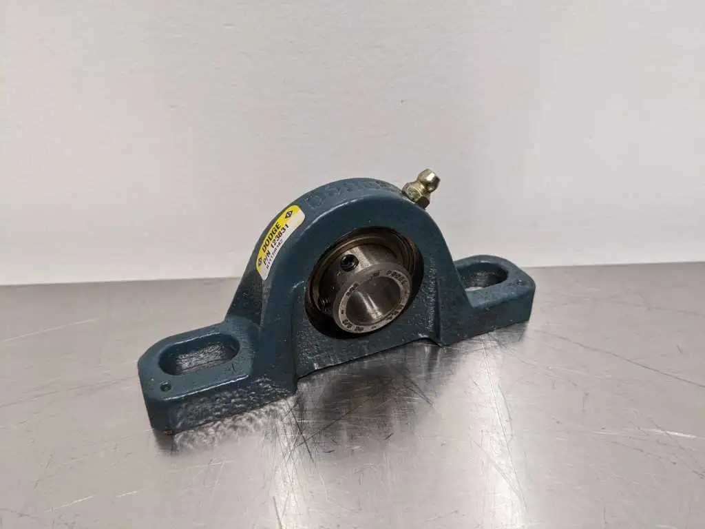 Dodge 123831 Pillow Block Bearing 5/8 in P2B-SC-010 R1117/0182 203 JW