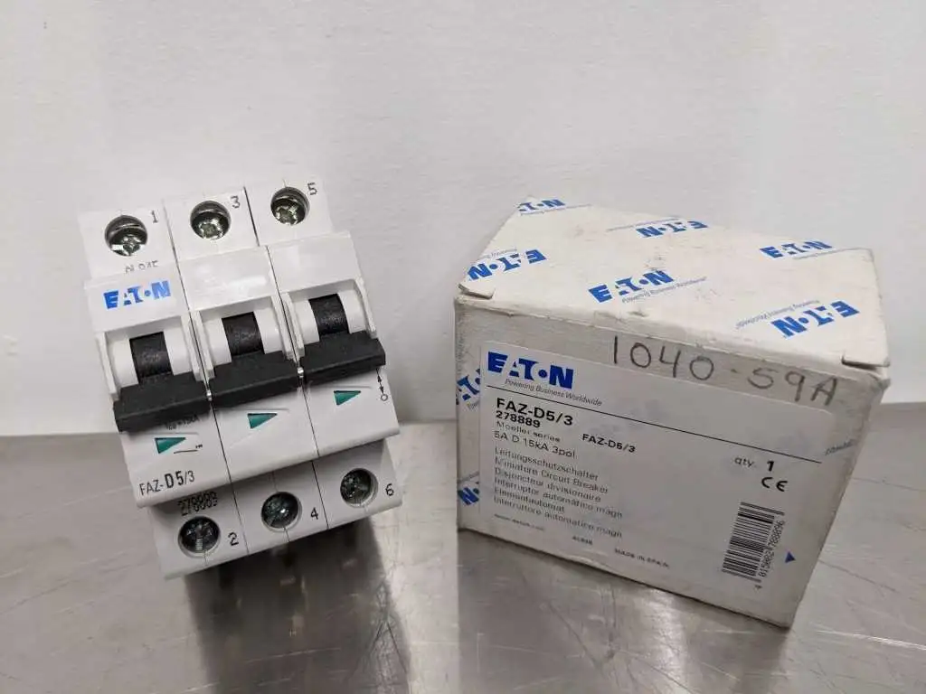Eaton FAZ-D5/3 Miniature Circuit Breaker 5A D 15kA 3 Pole