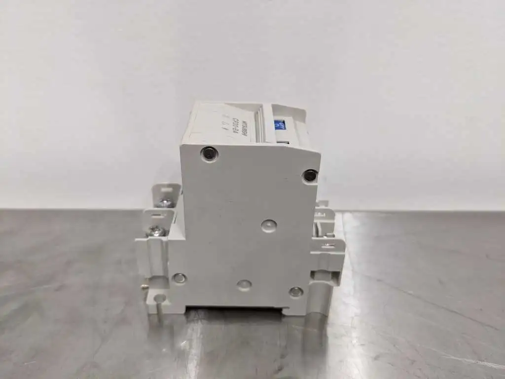 Mitsubishi CP30-BA Circuit Protector 2A 2 Pole 2A - Image 4