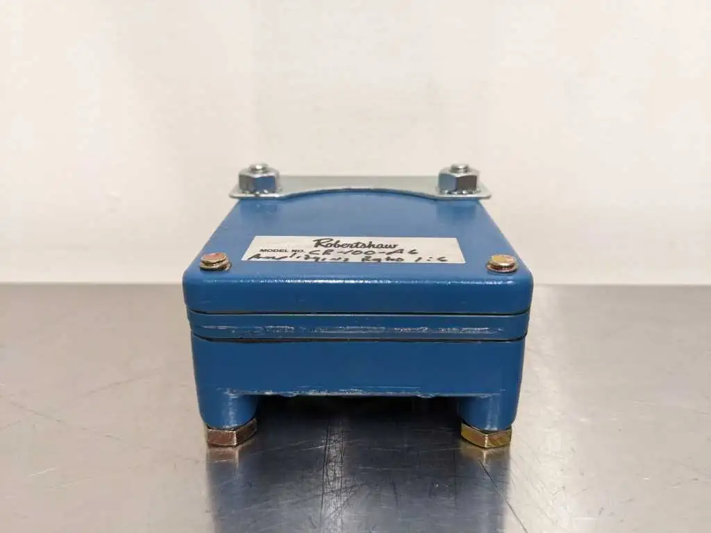Robertshaw CR-100-A6 Pneumatic Amplifying Relay 1:6 Ratio 1/4" Female NPT - Image 6
