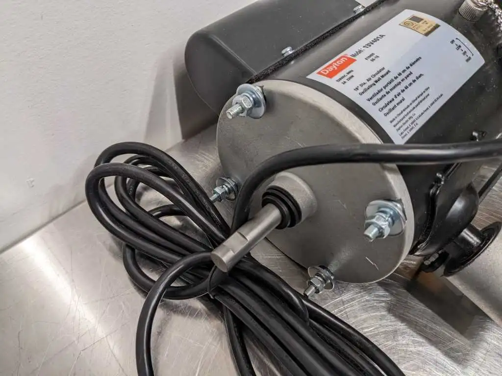 Dayton 13V401A Motor Assembly for 18 inch Dia Oscillating Wall Mount Fan 19YX78 VE13V401MAG - Image 4