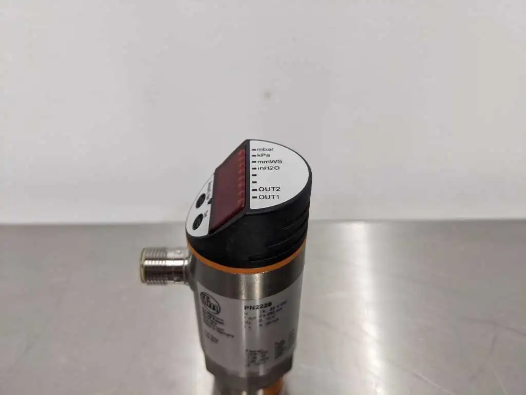 IFM Efector PN2228 Pressure Sensor with Display PN-,25-RBN14-MFRKG/US/ /V - Image 4