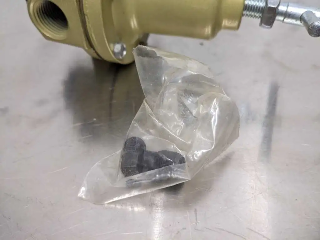 Norgren 11-002-061 Air Pressure Regulator 0-125 PSIG 1/2 Inch 400 PSIG Max - Image 8