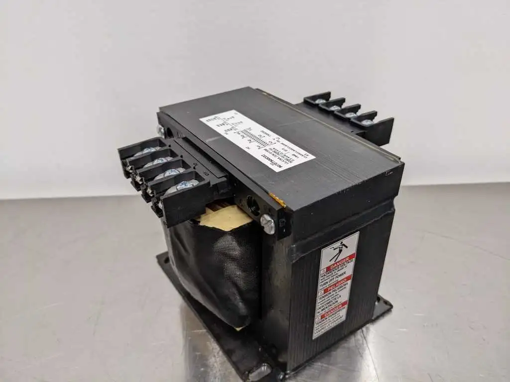 Square D 9070T500D32 Transformer 0.5 KVA/0.3 KVA Pri 220/440/550 230/460/575 240/480/600 Sec 90/110 95/115 100/120 - Image 4