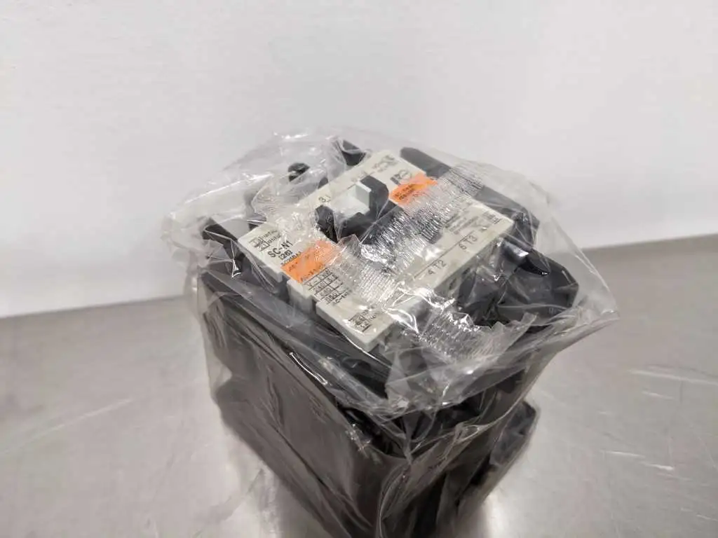Fuji SC-N1 Magnetic Contactor (26) 2a2b(2NO2NC) 3NC0T0B22 New in Box - Image 2