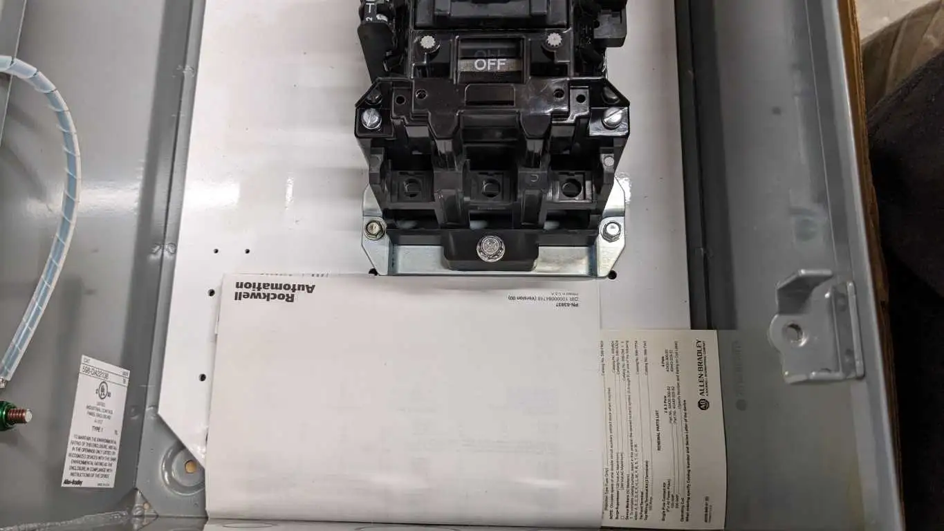 Allen-Bradley 500L-DAD930 AC Lighting Contactor 100 Amp 3 Pole N.O. Auxiliary Contact PN-100843 - Image 11