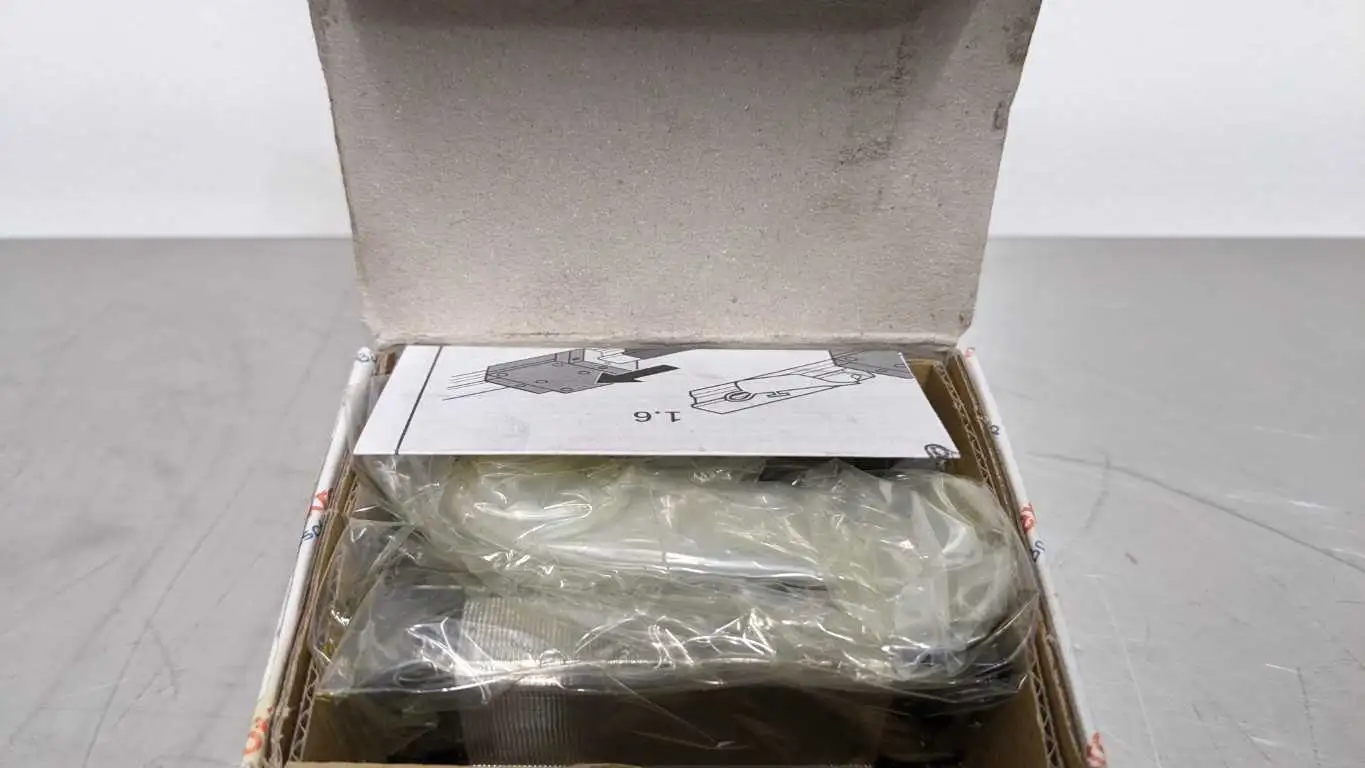 Rexroth R162289420 Ball Runner Block Carbon Steel KWD-020-SNS-C0-N-1 - Image 2