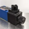 Rexroth R978017734 Directional Spool Valve 4WE6D6X/EW110N9K4/62 Size 6 symbol D with solenoid 110-120 VAC - Image 4