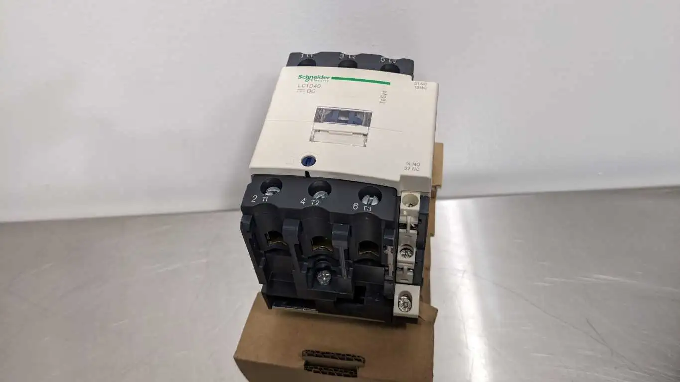 Schneider Electric LC1D40BD Contactor - Image 5