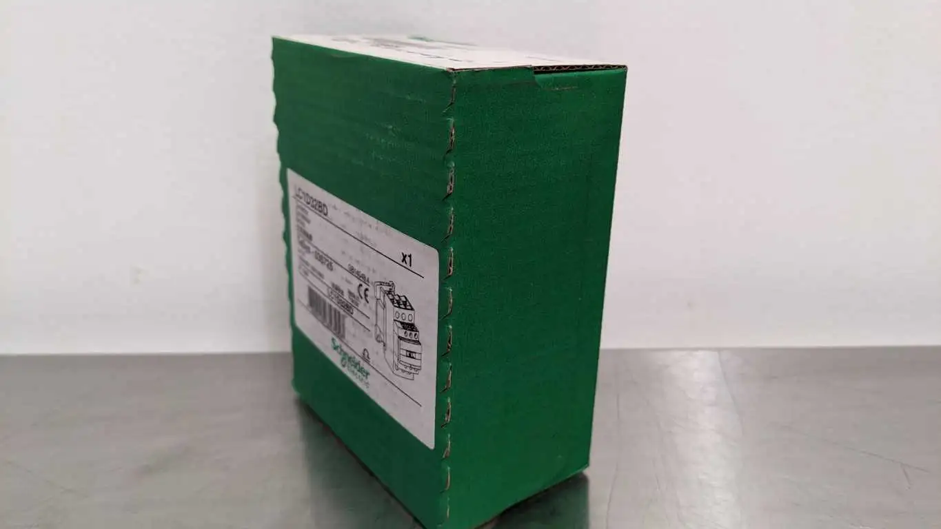Schneider Electric LC1D32BD Contactor 24VDC 15kW 400V 20HP 480V New Factory Sealed - Image 2