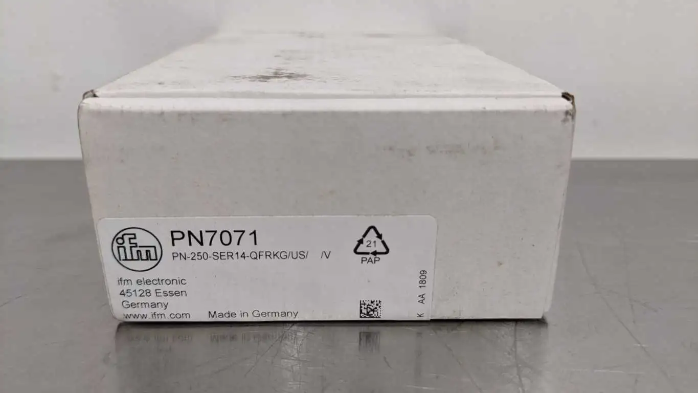 IFM Efector PN7071 Pressure Sensor with Display PN-250-SER14-QFRKG/US/ /V New in Box - Image 10
