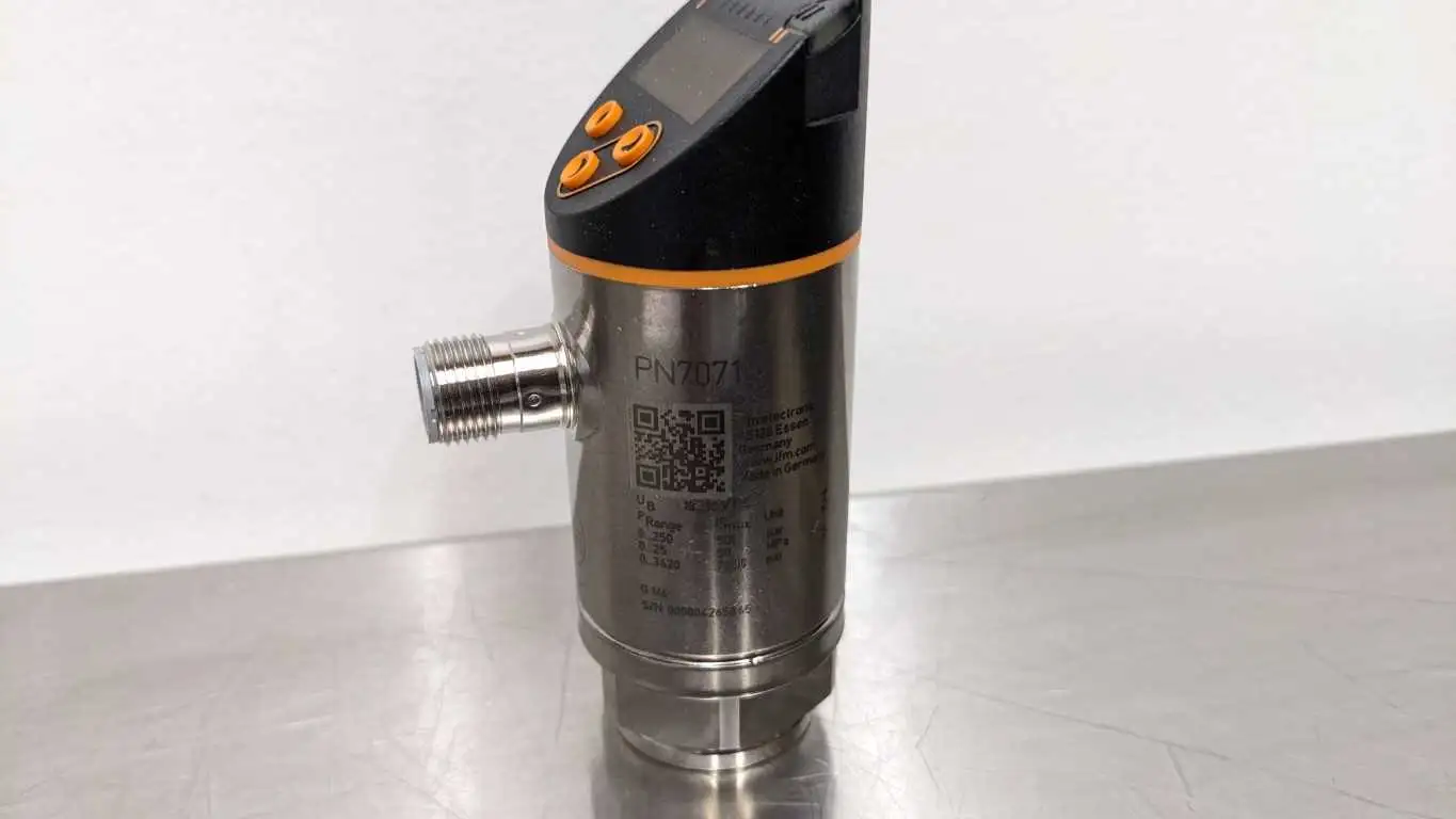 IFM Efector PN7071 Pressure Sensor with Display PN-250-SER14-QFRKG/US/ /V New in Box - Image 5