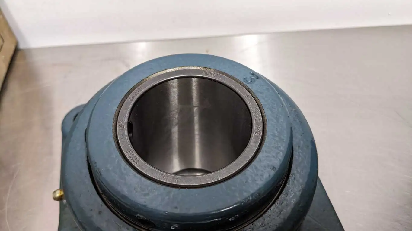 Dodge 023104 F4B-E-203R Flange Mount Bearing 2 3/16 Inch 4 Bolt - Image 4