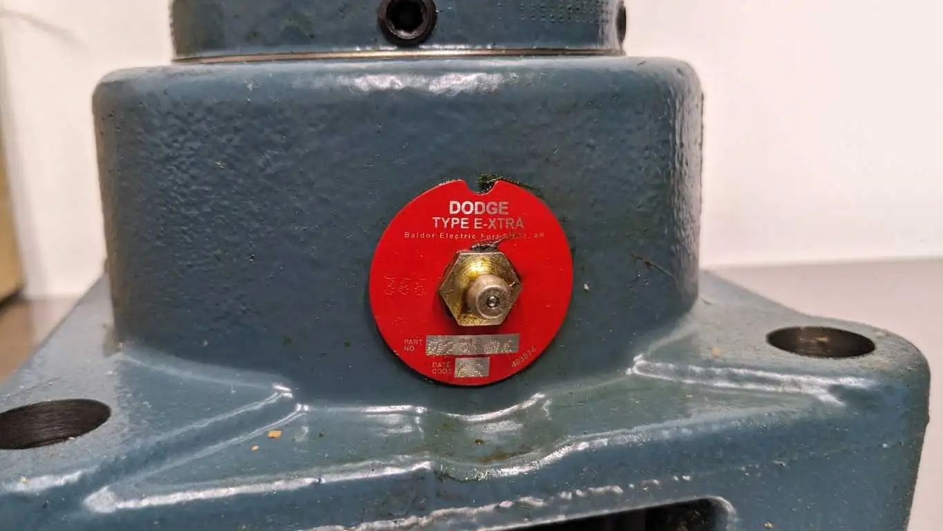 Dodge 023104 F4B-E-203R Flange Mount Bearing 2 3/16 Inch 4 Bolt - Image 6