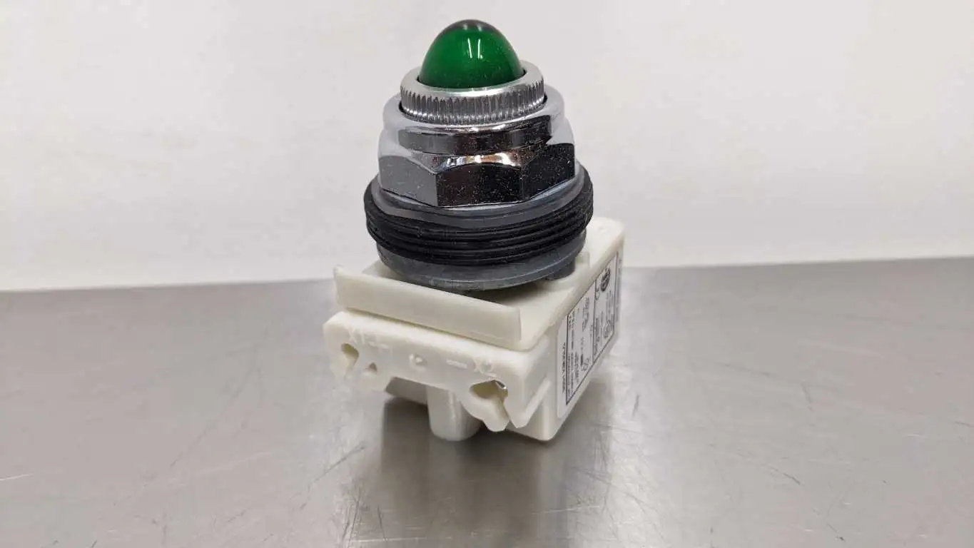 Schneider Electric 9001KP35LGC6 Standard Pilot Light Green LED Harmony - Image 3