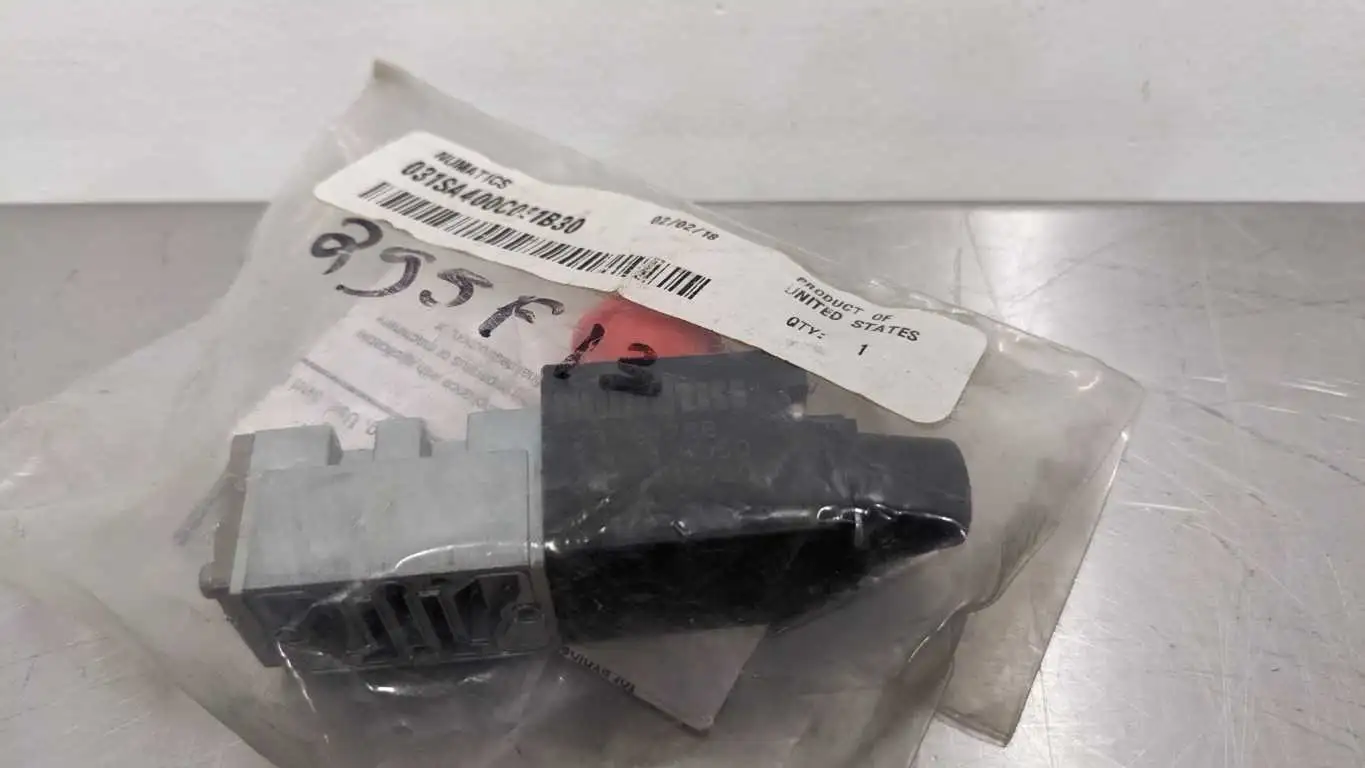 Numatics 031SA400C011B30 Solenoid Valve - Image 4