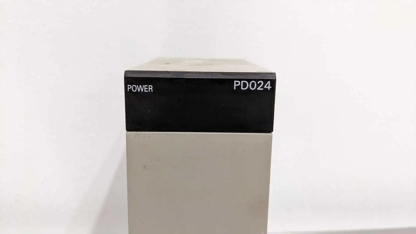 Omron C200HW-PD024 Power Supply Unit 24VDC - Image 5