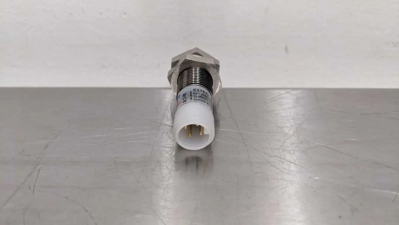 Eaton E57SAL12T110ED Inductive Proximity Sensor 12mm Tubular - Image 4