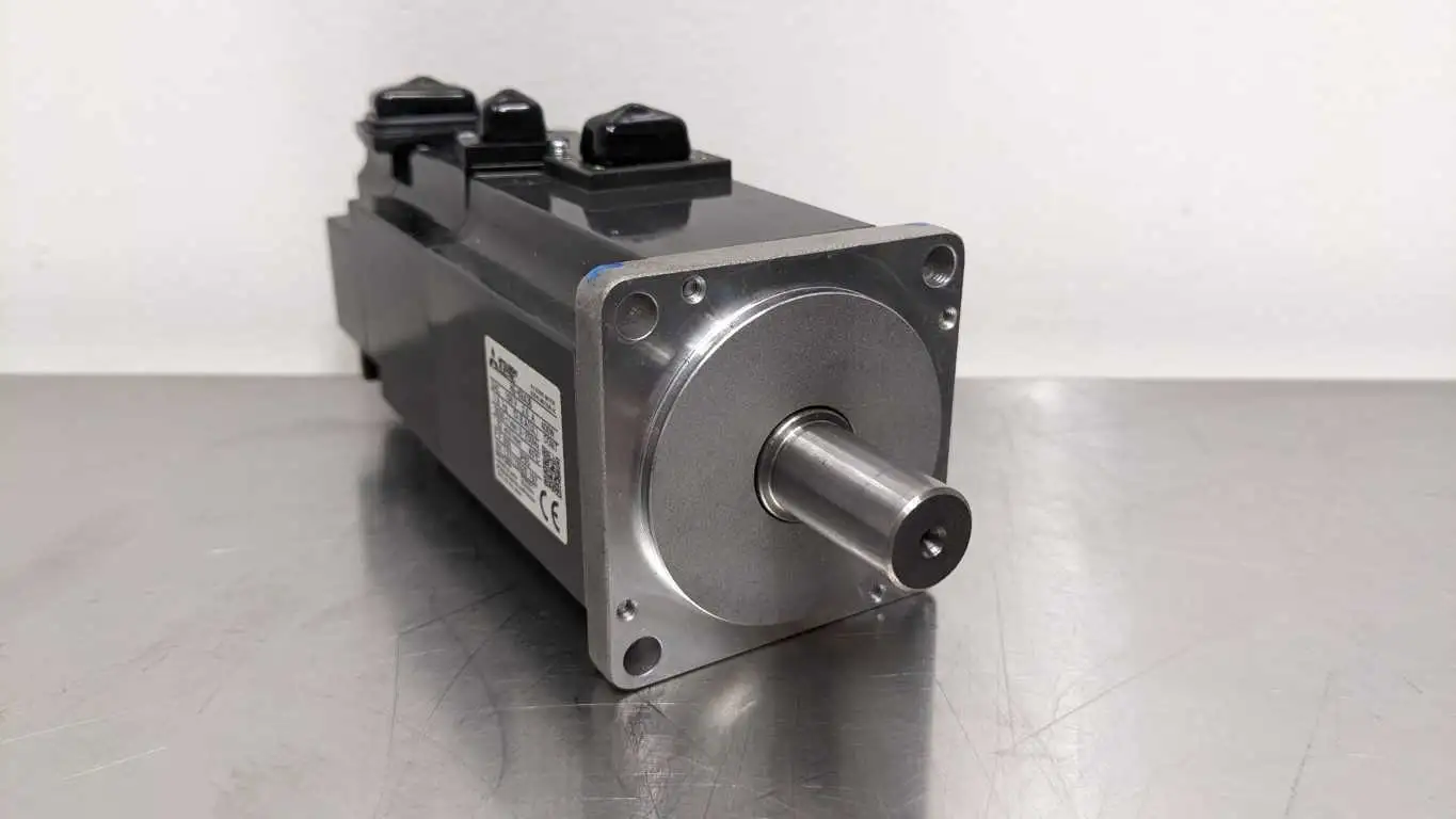 Mitsubishi HG-KR43B AC Servo Motor 3000 RPM 3AC 108V 2.6A 400W IP65 - Image 2