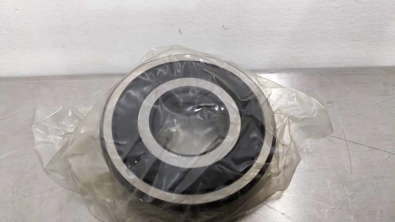 NSK 6305VVC3 Deep Groove Ball Bearing 25mm ID 62mm OD 17mm Wide 6305VVC3E - Image 2