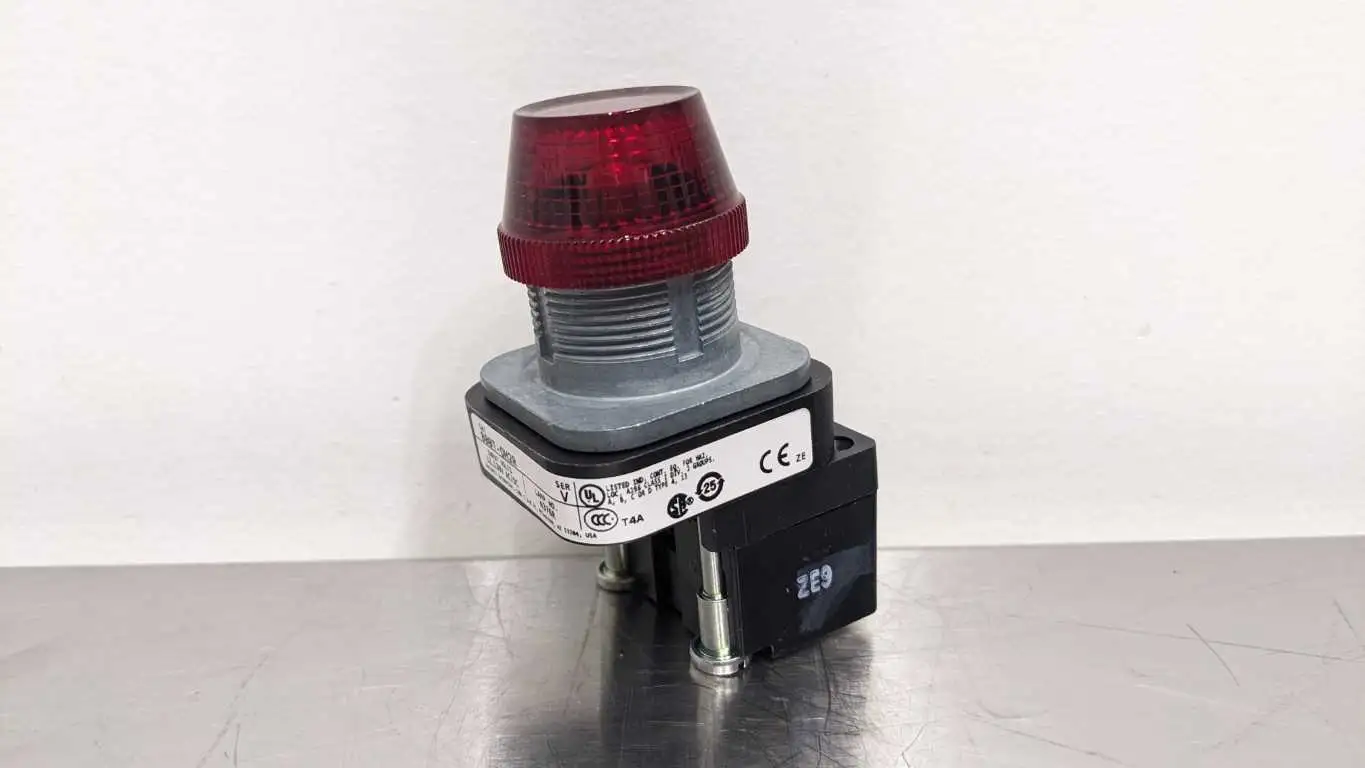 Allen-Bradley 800T-QH2R Pilot Light Red Lens LED Lamp Ser V 30mm 12-130, VAC/VDC - Image 2