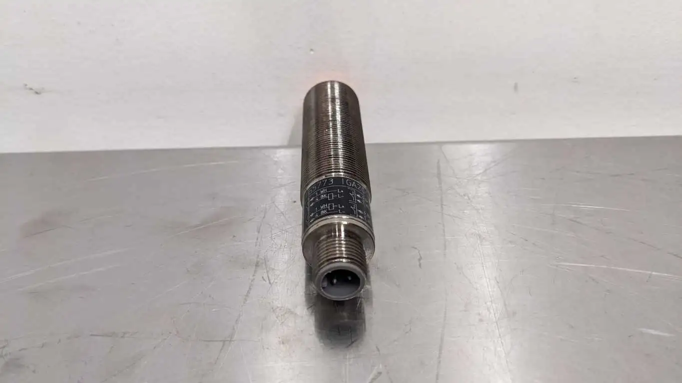 IFM Efector IG5773 Inductive Sensor IGA2005-FRKG/US-100-IRF - Image 2