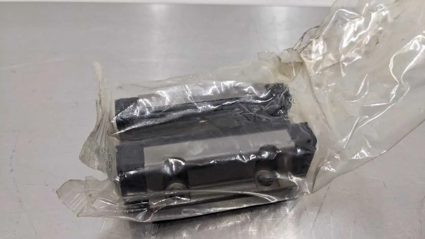 THK SHS15C1SSC1 Linear Bearing Block 47mm Wide x 64.4mm Long 15mm Rail USA - Image 2