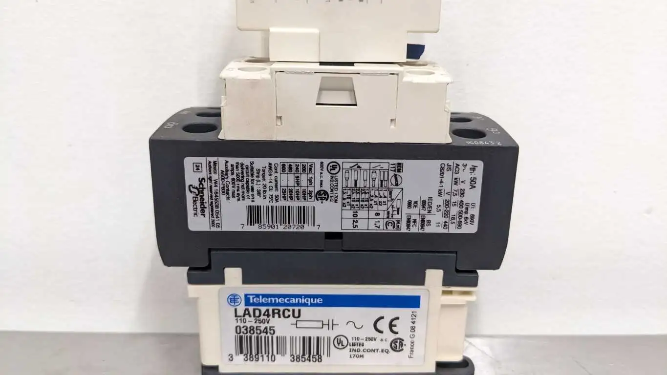 Telemecanique LC1D32G7 Motor Control Contactor LADN20 Contactor LAD4RCU Suppressor - Image 10