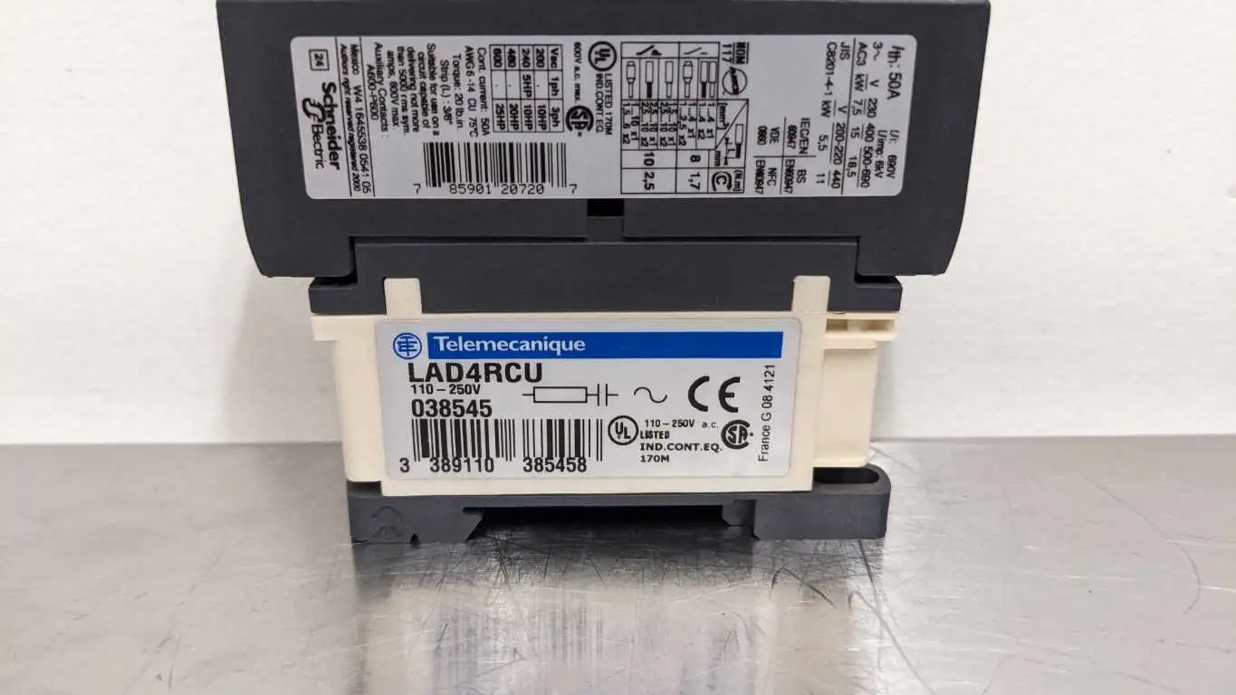 Telemecanique LC1D32G7 Motor Control Contactor LADN20 Contactor LAD4RCU Suppressor - Image 11