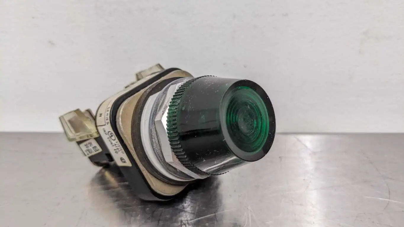 Allen-Bradley 800T-Q10 Pilot Light Ser N Green - Image 2