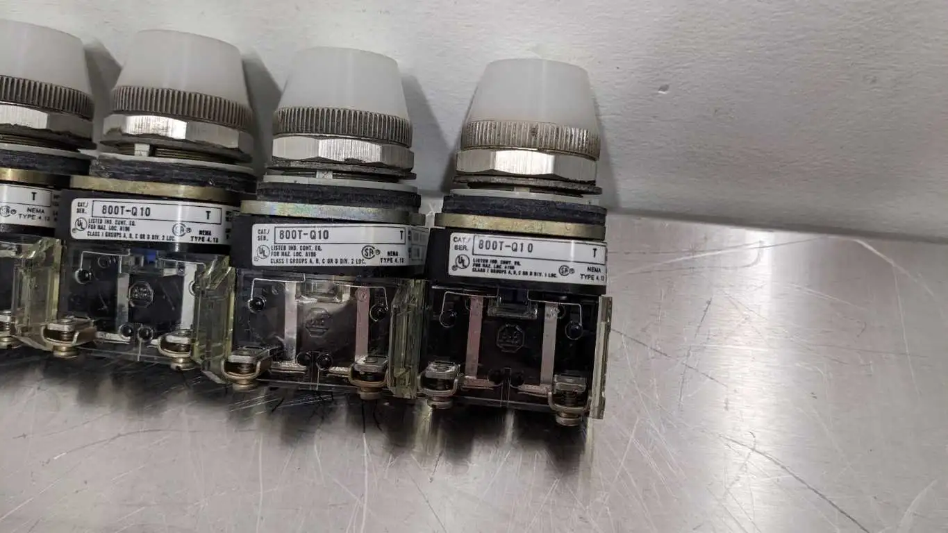 4 Pack Allen-Bradley 800T-Q10 Pilot Light Ser T White - Image 6