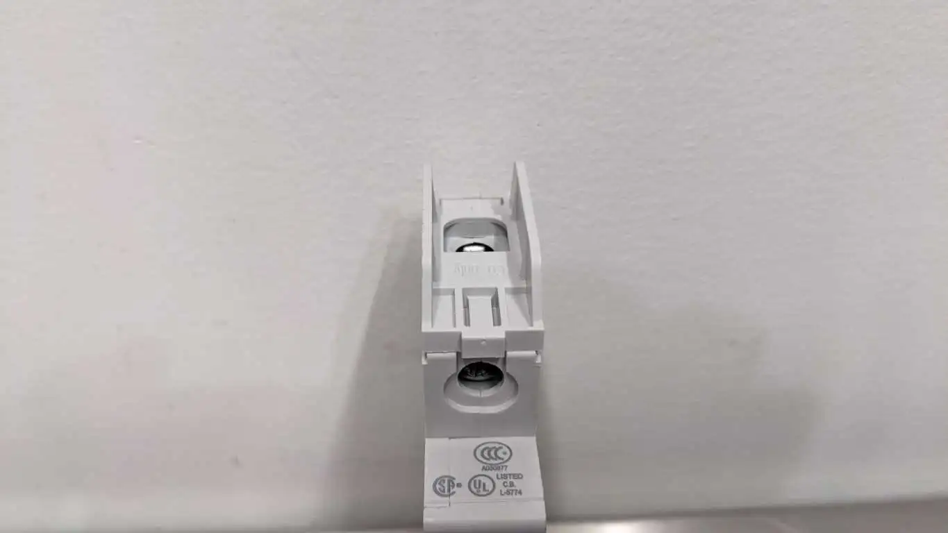 Schneider Electric 60120 Miniature Circuit Breaker 2A 240 2A Multi 9 C60 - Image 4